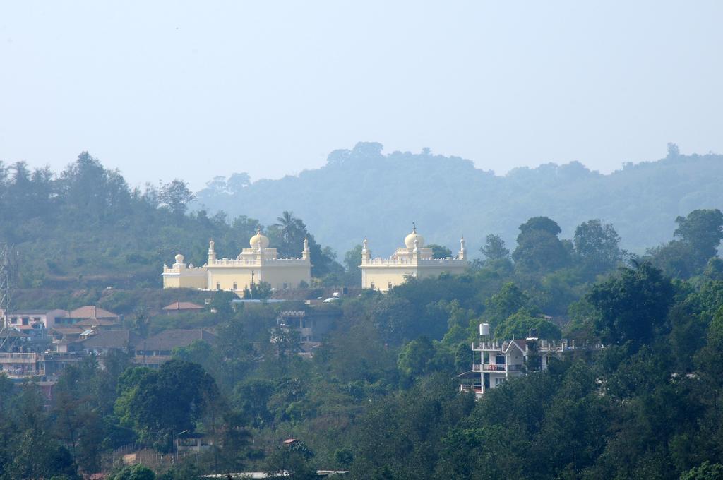 Holidayincoorg Orchid Villa มาดิเครี ภายนอก รูปภาพ